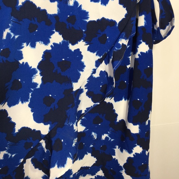 BANANA REPUBLIC WRAP FLORAL DRESS - Picture 12 of 16